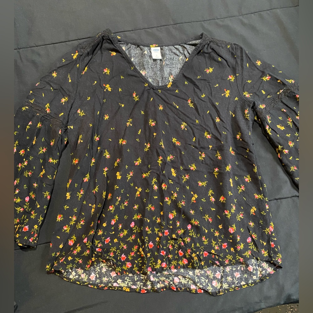 Old navy top size small